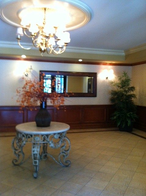 1st image of 1000 Targee St #1