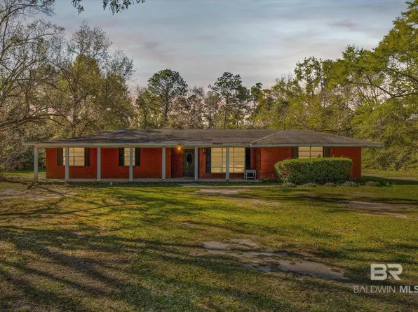 806 E Verbena Ave, Foley, AL 36535