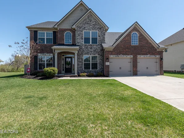 1004 Brookwood Ln, Maryville, TN 37801