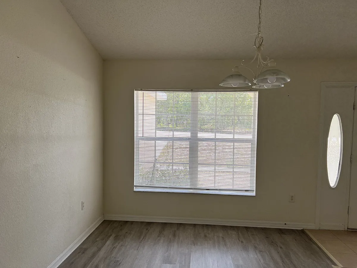Building Photo - 15096 Mount Ivy Rd