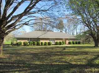 60 Mixon Rd, Laurel, MS 39443