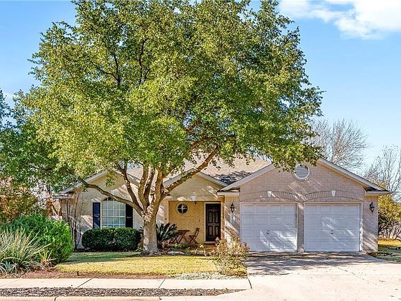 2nd image of 2617 Goldfinch Dr