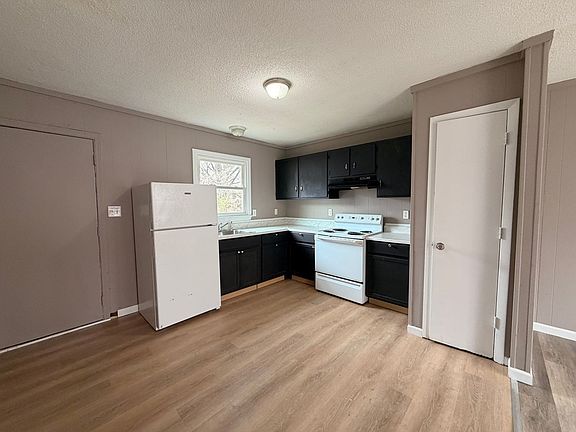 4th image of 199 Sheppard St Unit N