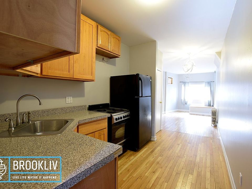 1st image of 853 Saint Johns Pl