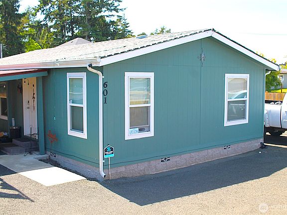 2nd image of 601 Veterans Avenue