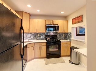 302 Hampshire Ct, Piscataway, NJ 08854