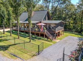 2216 French Broad River Rd, Seymour, TN 37865