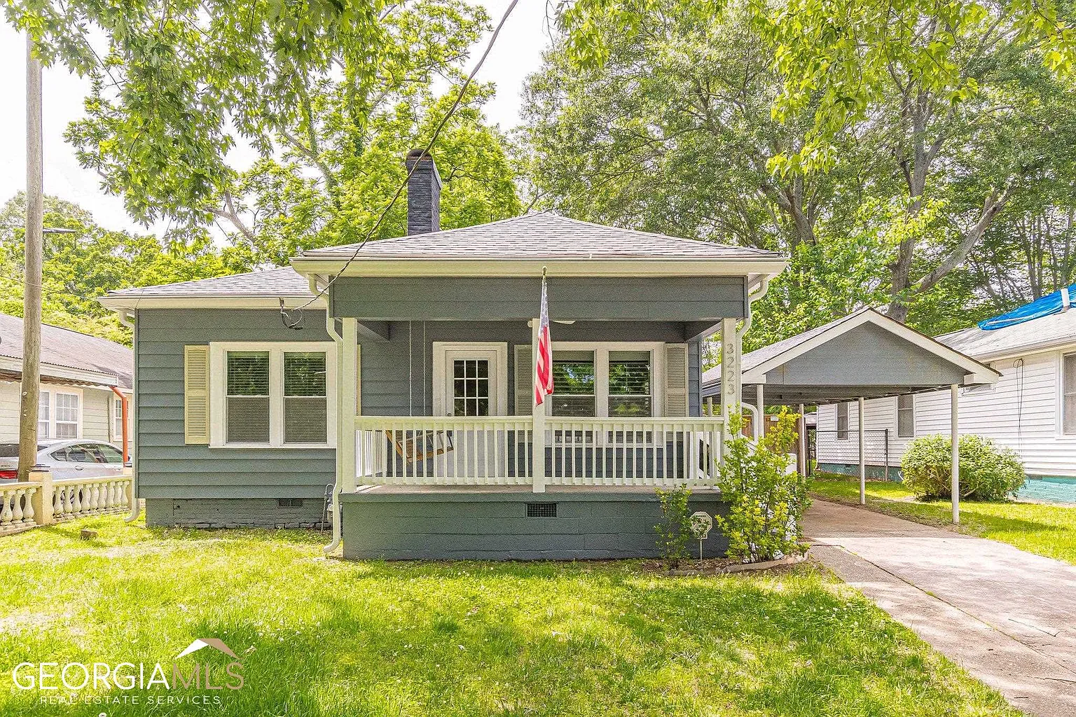 3223 Oakdale Rd photo 1