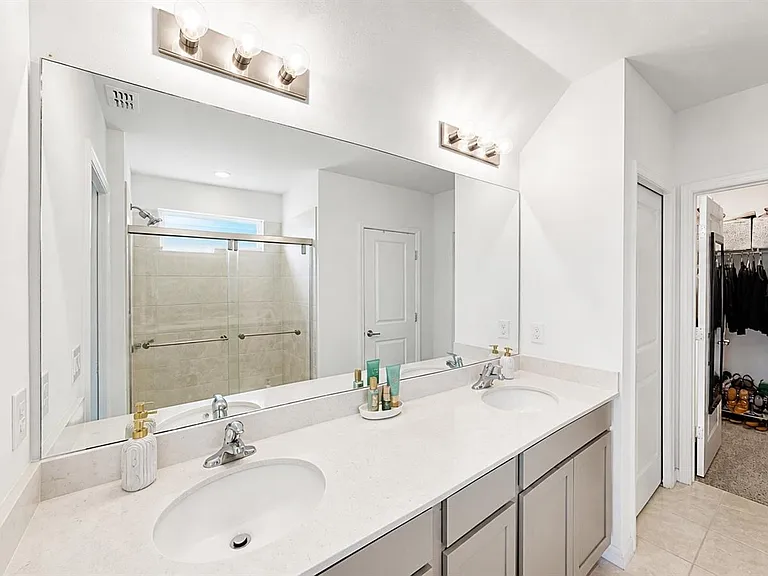 3884 Capri Coast Dr — Photo 10