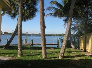 74 SW Hideaway Ln, Stuart, FL 34994