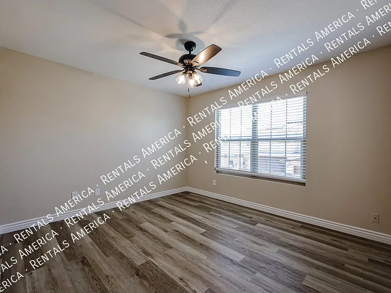 8111 W Wacker Rd #35 — Photo 25