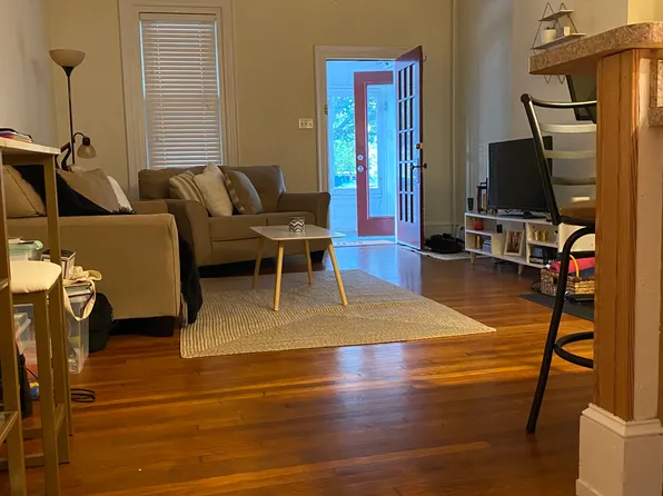 461 Martin St, Philadelphia, PA 19128