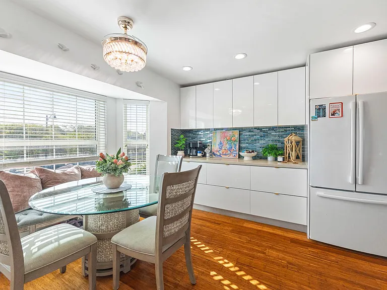 4022 N Ocean Dr — Photo 5
