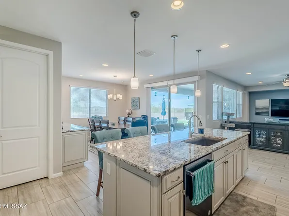 5600 S Sycamore Rim Trl, Tucson, AZ 85747