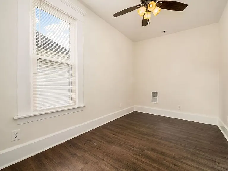 561 Kimball Pl — Photo 19