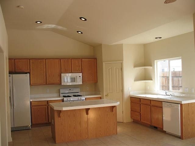 2nd image of 11780 Lone Desert Dr