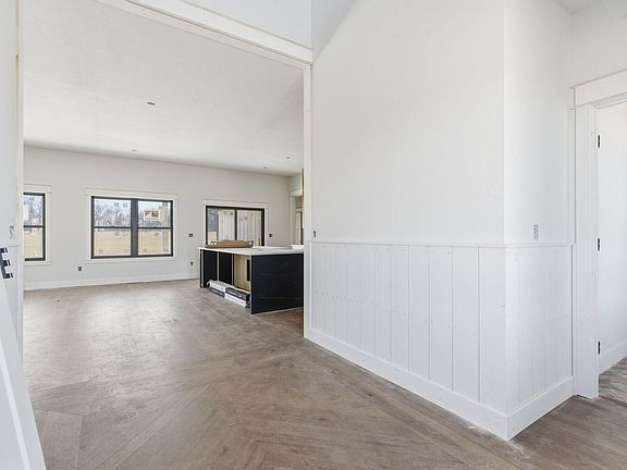 4th image of 5402 N Seitz Avenue