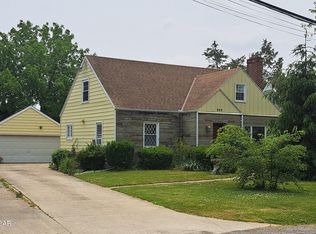 909 E 3rd St, Delphos, OH 45833