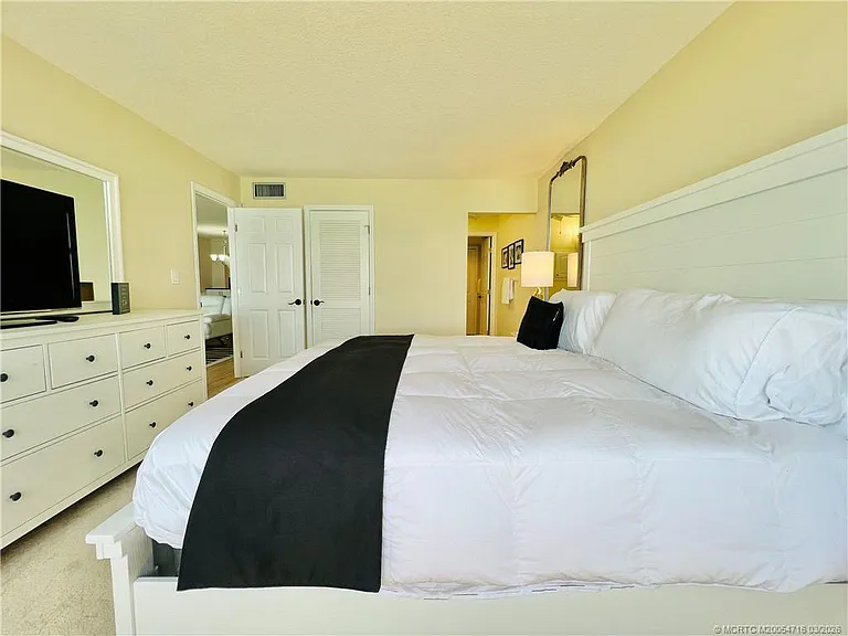 10044 S Ocean Dr #1005 — Photo 44