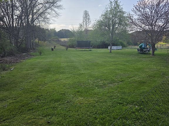 5th image of 1592 Old Stage Rd