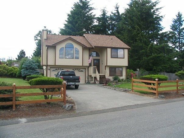 2nd image of 12022 225th Avenue Ct E