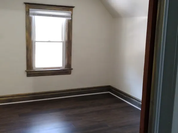 539 W Canedy St, Springfield, IL 62704