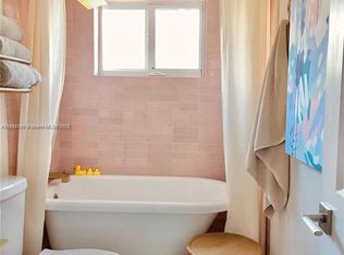 207 SW 12th Ave, Dania, FL 33004