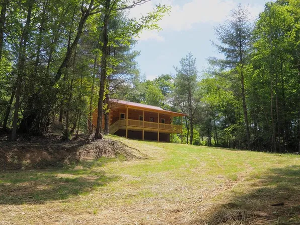 3433 Chantilly Rd, Fancy Gap, VA 24328