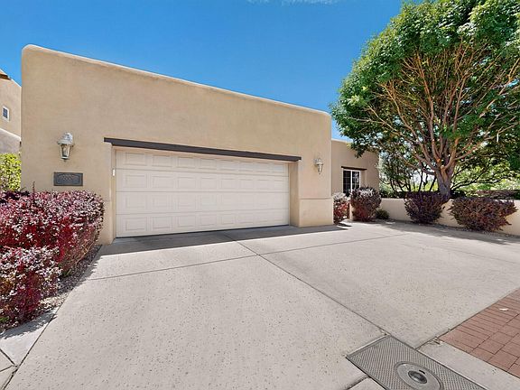 3rd image of 3009 Calle San Angel NW