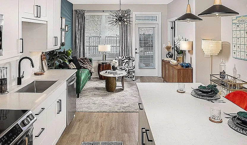 Apartment for Rent — Photo 3