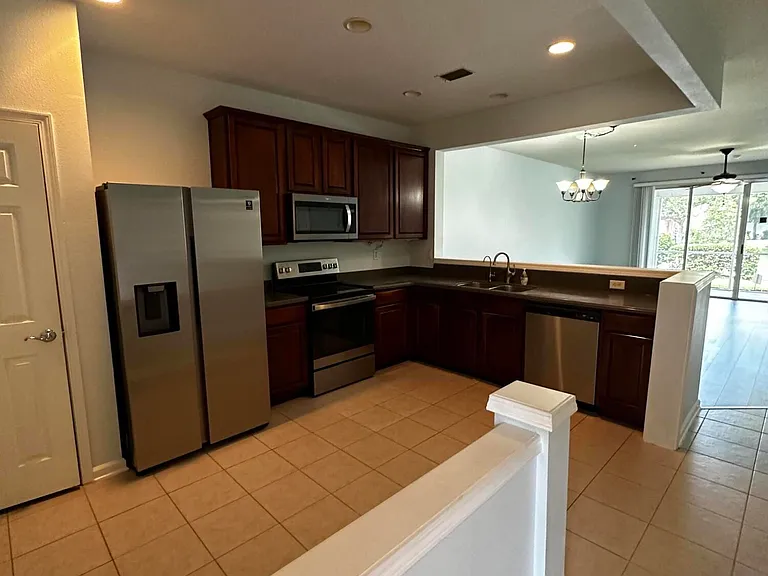 4182 Marblewood Ln — Photo 6