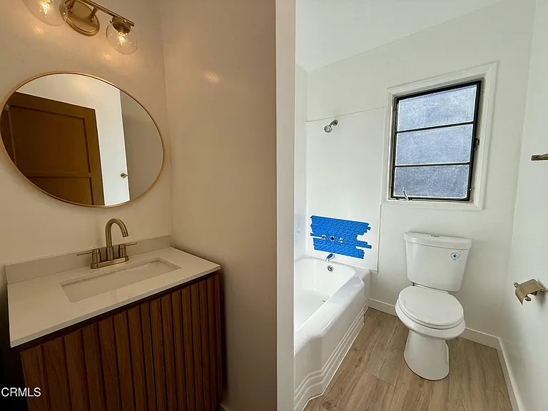 1145 N Central Ave #10 — Photo 5