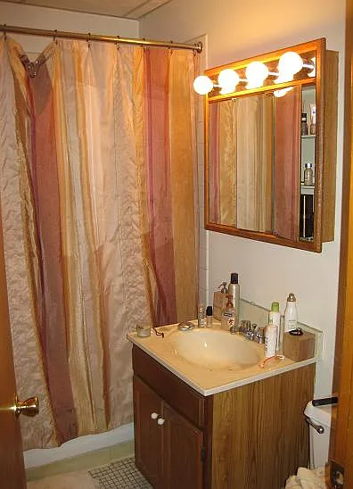 2 bed, 1100 sqft, $2,300 — Photo 3