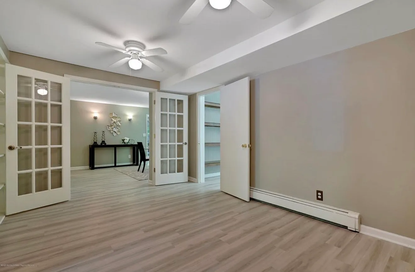 45 Tamara Dr — Photo 3