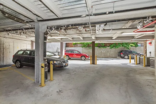 Rented by Keller Williams NYC | media 18