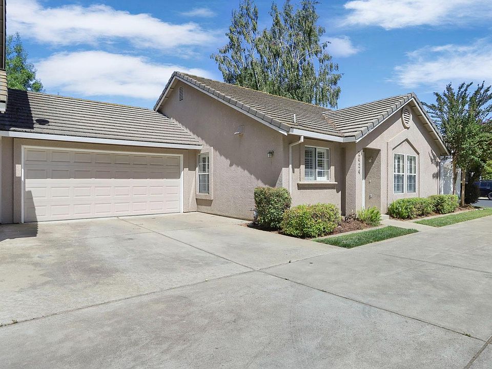 1st image of 2424 Inglewood Dr