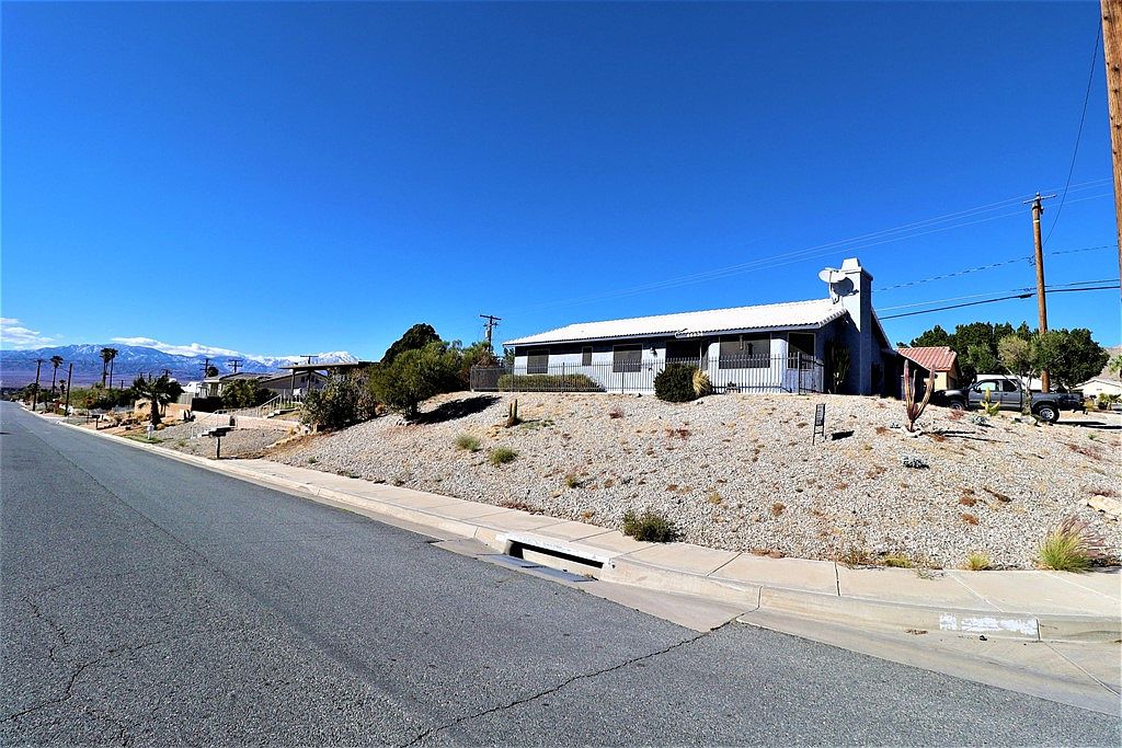 66636 Mission Lakes Blvd, Desert Hot Springs, CA 92240 Zillow