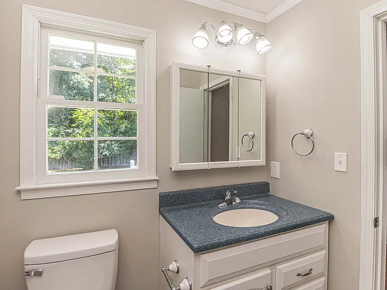 108 Fox Run Cir — Photo 14