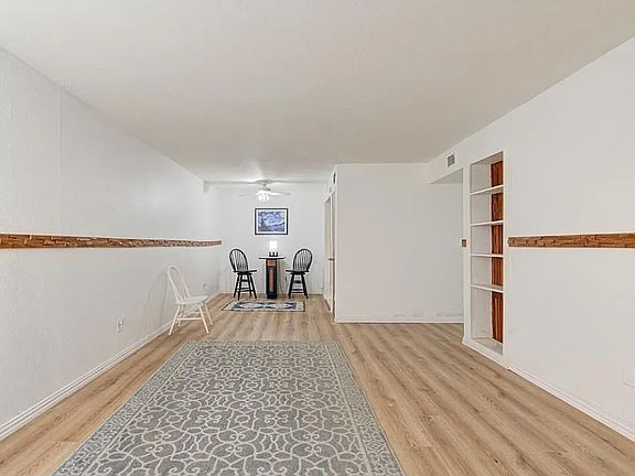 5th image of 3257 Keim St #A1