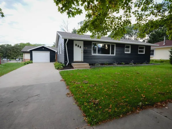 2829 17th Ave NW, Rochester, MN 55901