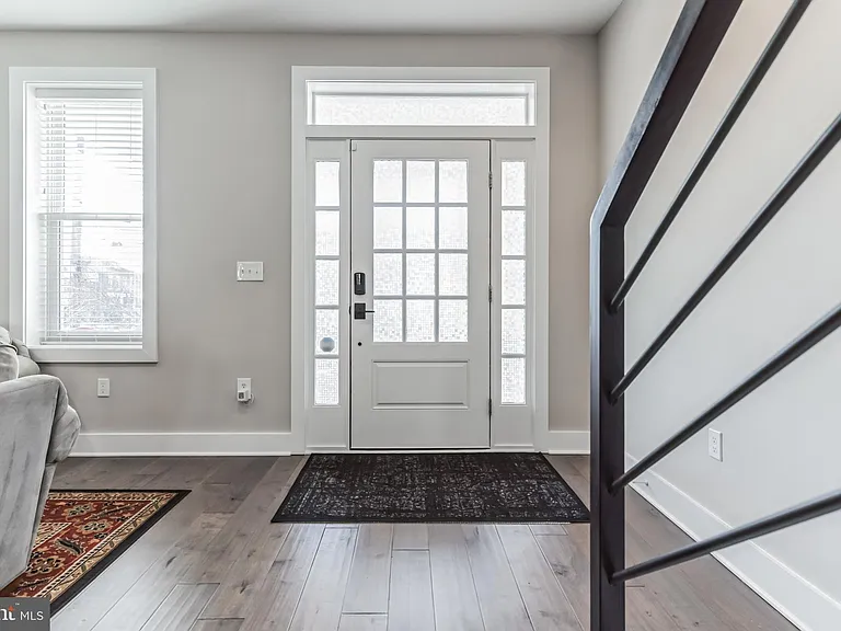 805 Jefferson St NW — Photo 12