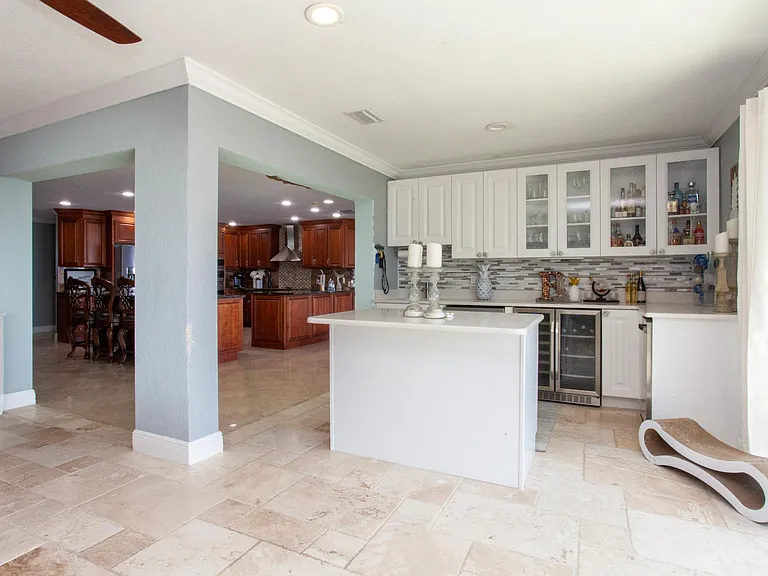 3700 Coquina Key Dr SE — Photo 7