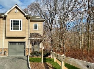 7 N Ridge Cir #7, East Hanover, NJ 07936