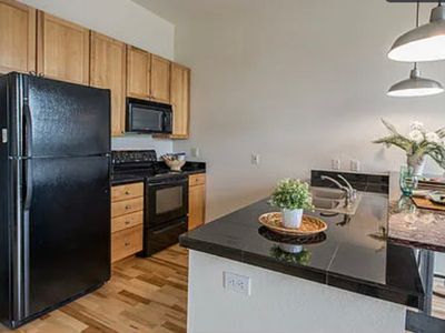 2900 N Downing St APT 210, Denver, CO, 80205
