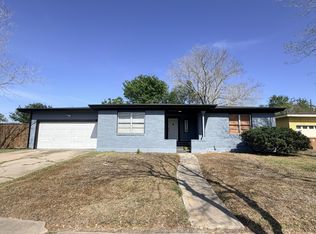914 Belmeade Dr, Corpus Christi, TX 78412