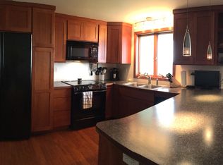 161 Smead Hill Rd, Greenfield, MA 01301