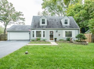 170 Forest Glen Rd, Wood Dale, IL 60191