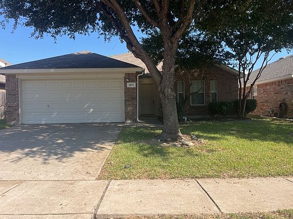 2nd image of 1513 Kingfisher Dr