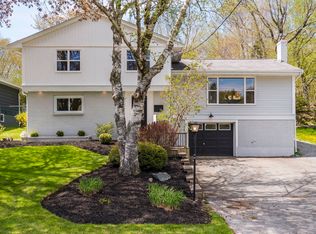 14 & 14B Robert Allen Dr, Halifax, NS B3M 3G9