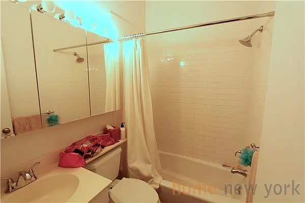 Rented by New York is Home | media 20